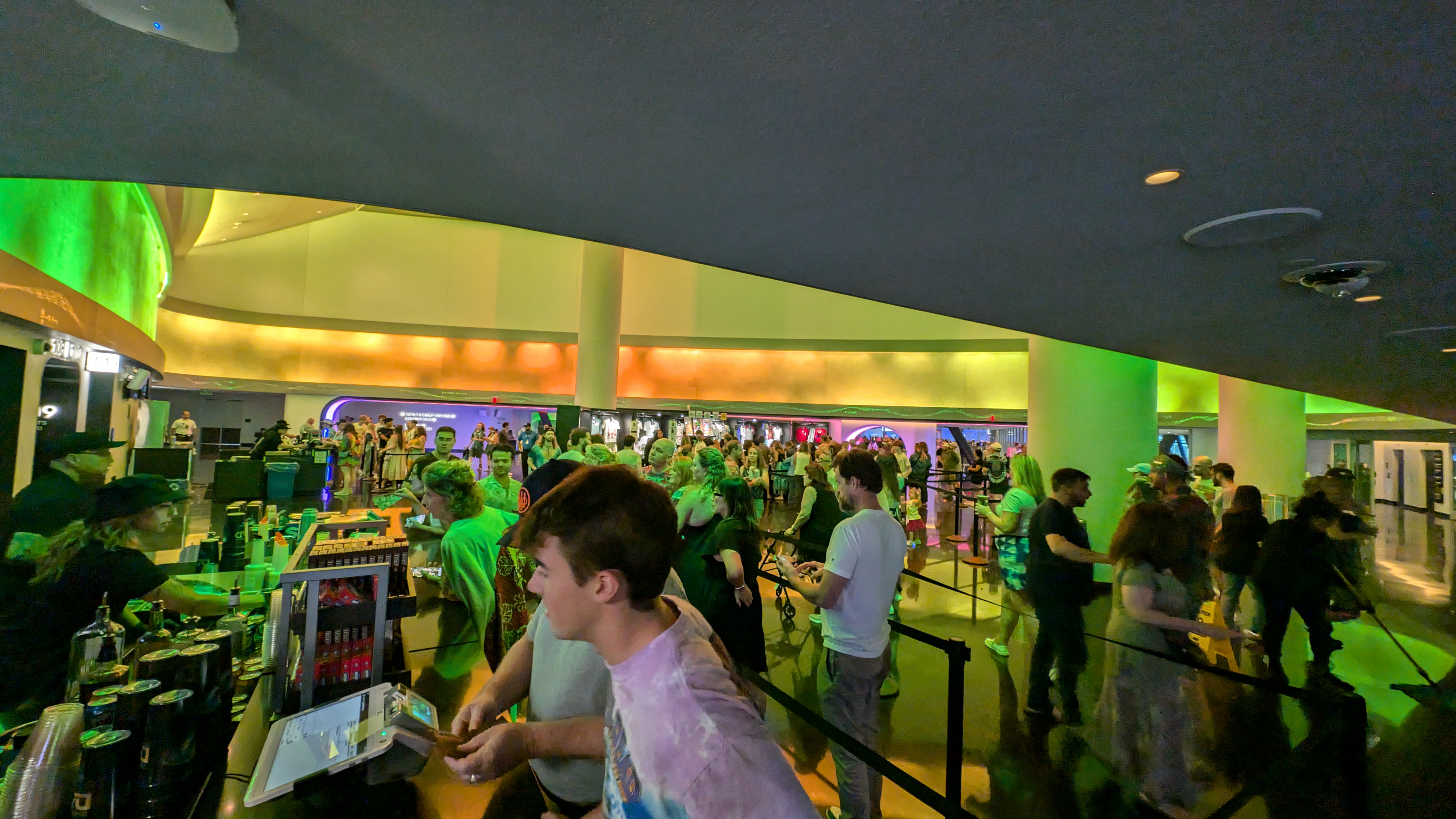 PXL_20240810_023509071.RAW-01.COVER.jpg
