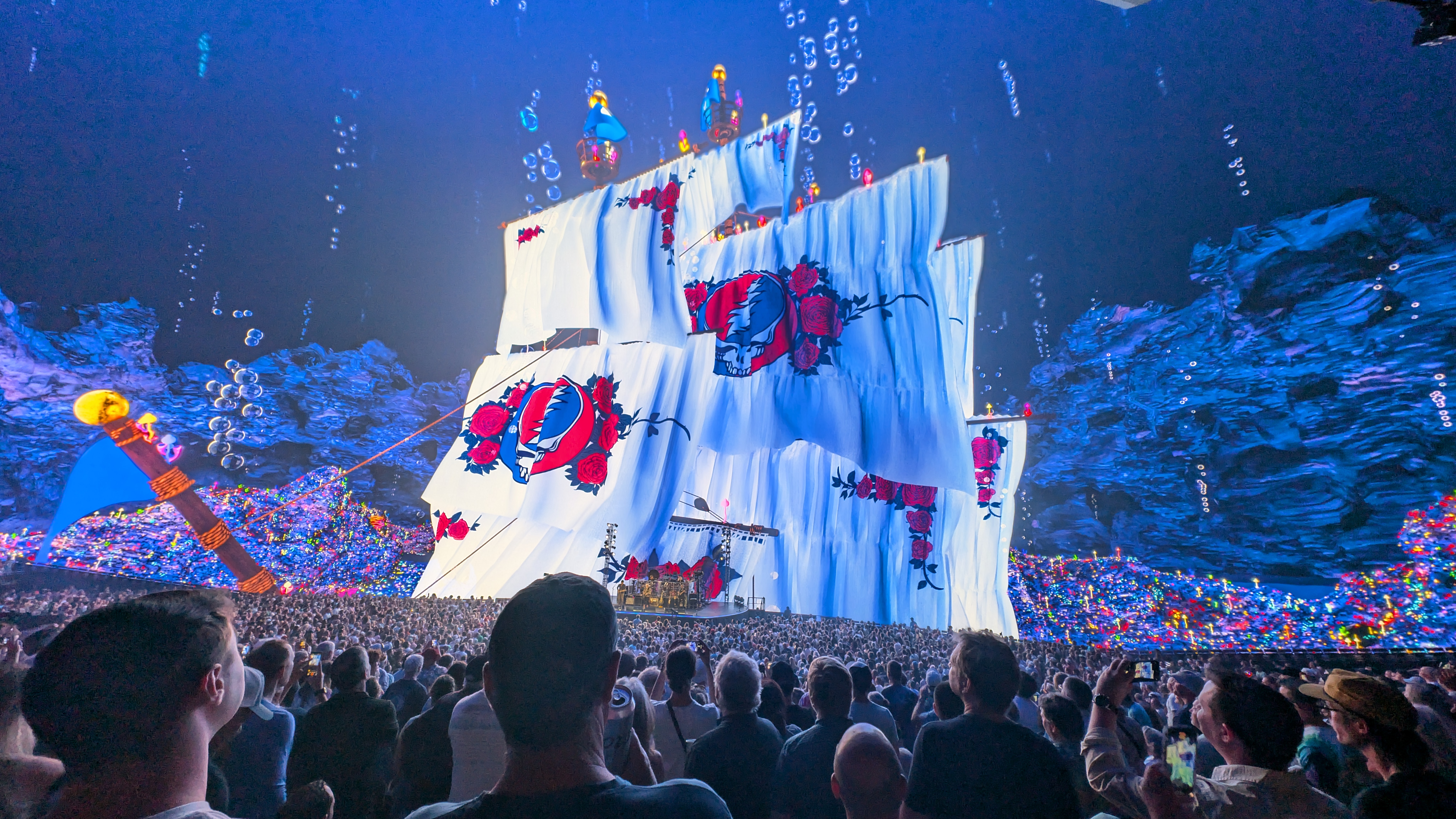 PXL_20240810_032323903.RAW-01.COVER.jpg
