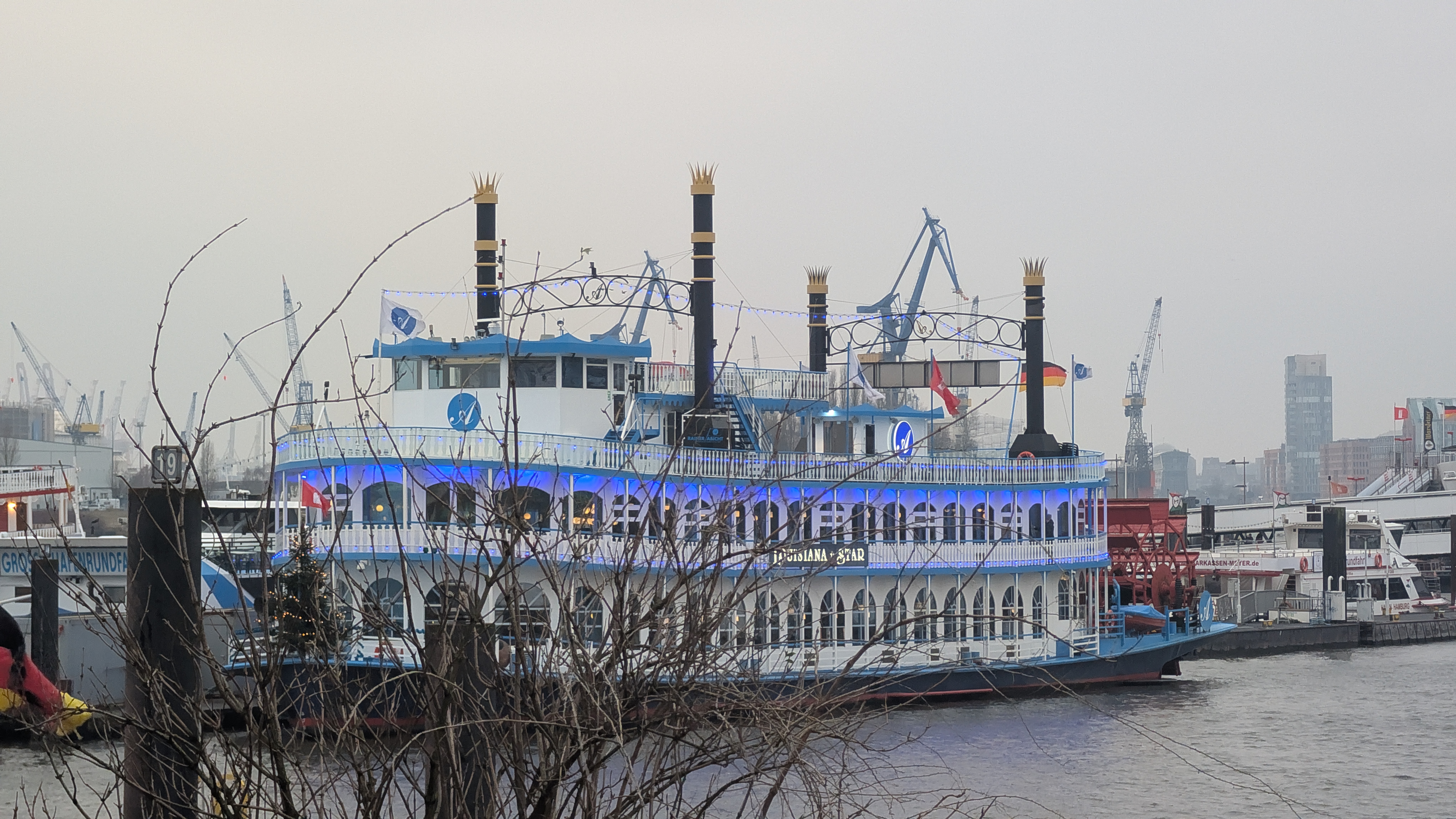 PXL_20241230_135706407.RAW-01.COVER.jpg