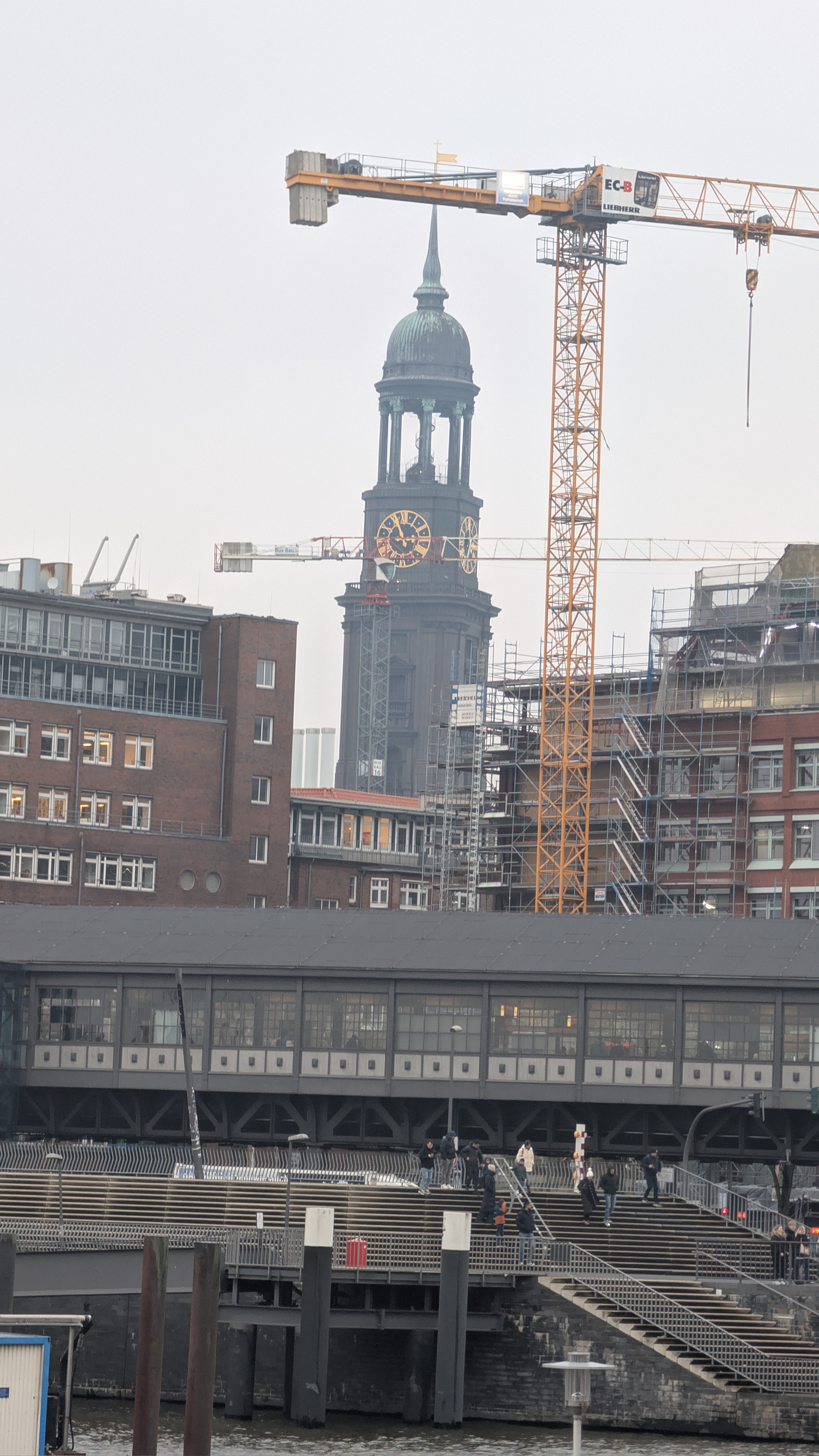 PXL_20241230_135728124.RAW-01.COVER.jpg