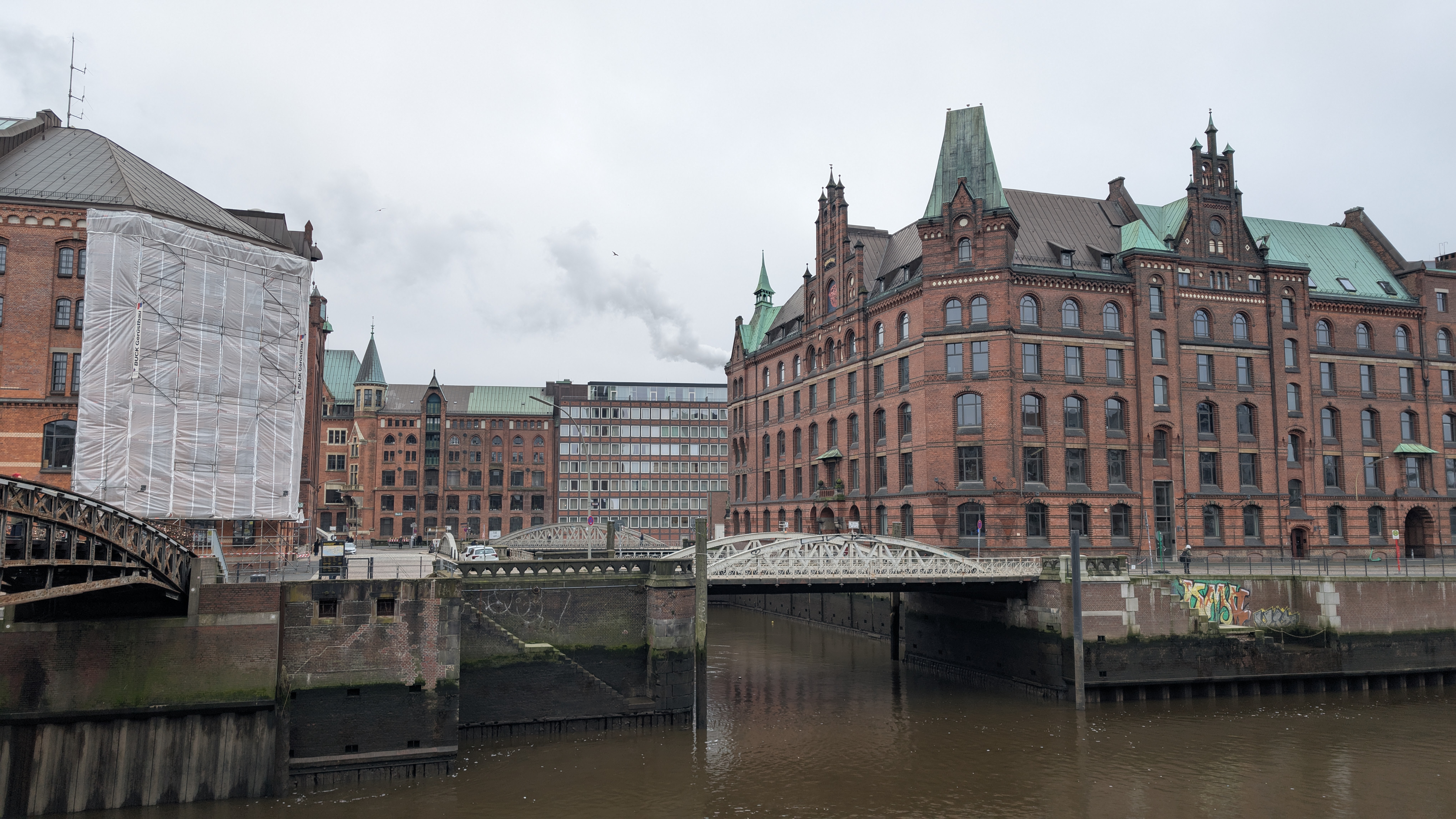 PXL_20241231_111345900.RAW-01.COVER.jpg