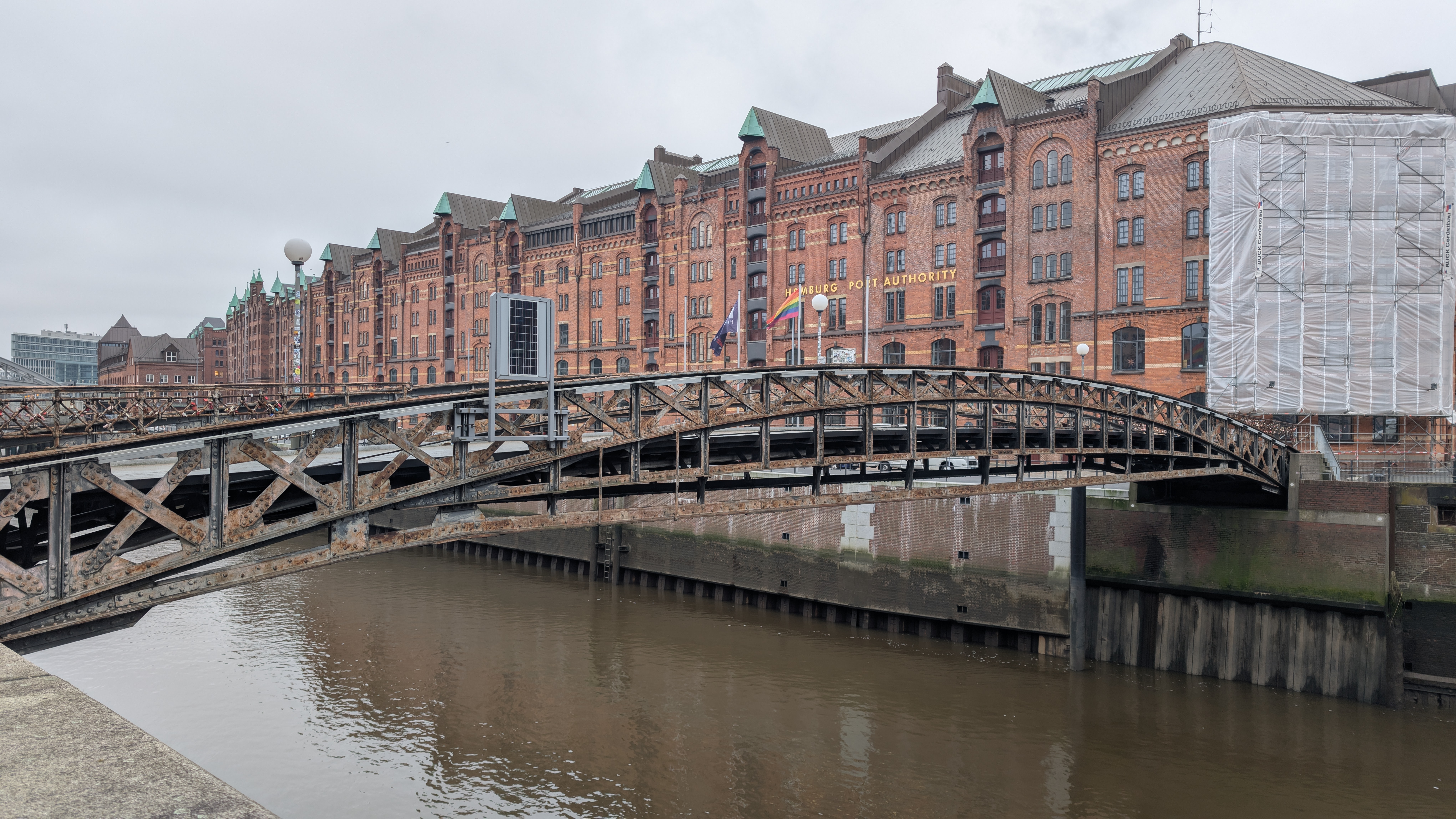 PXL_20241231_111423885.RAW-01.COVER.jpg