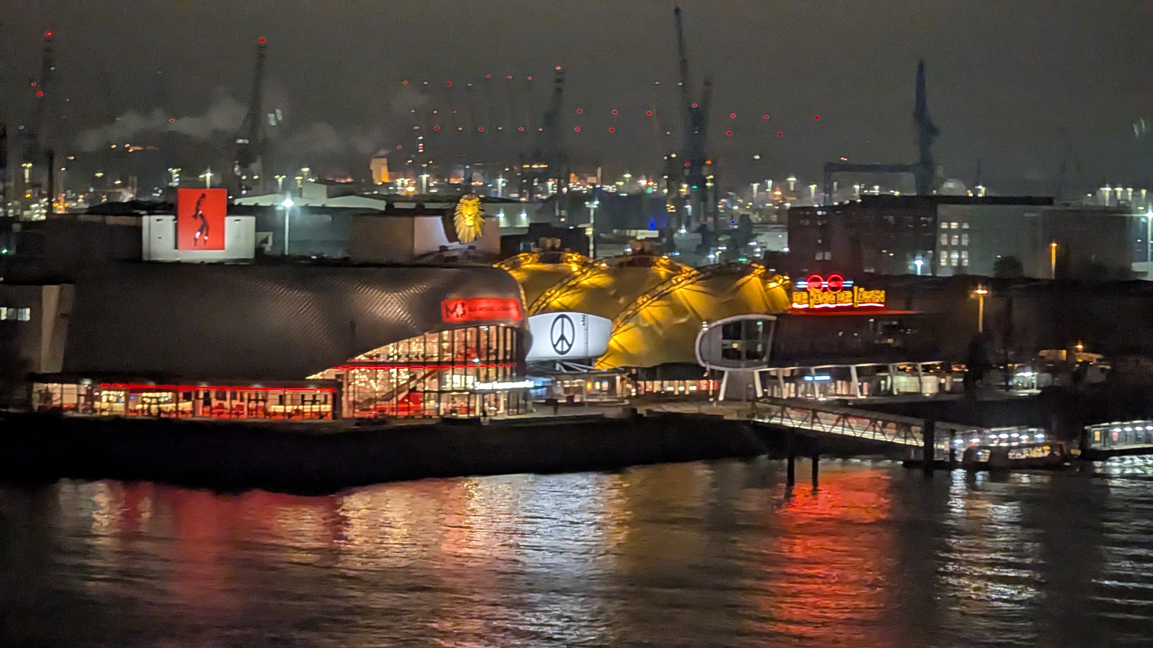 PXL_20241231_161949329.LONG_EXPOSURE-02.ORIGINAL.jpg