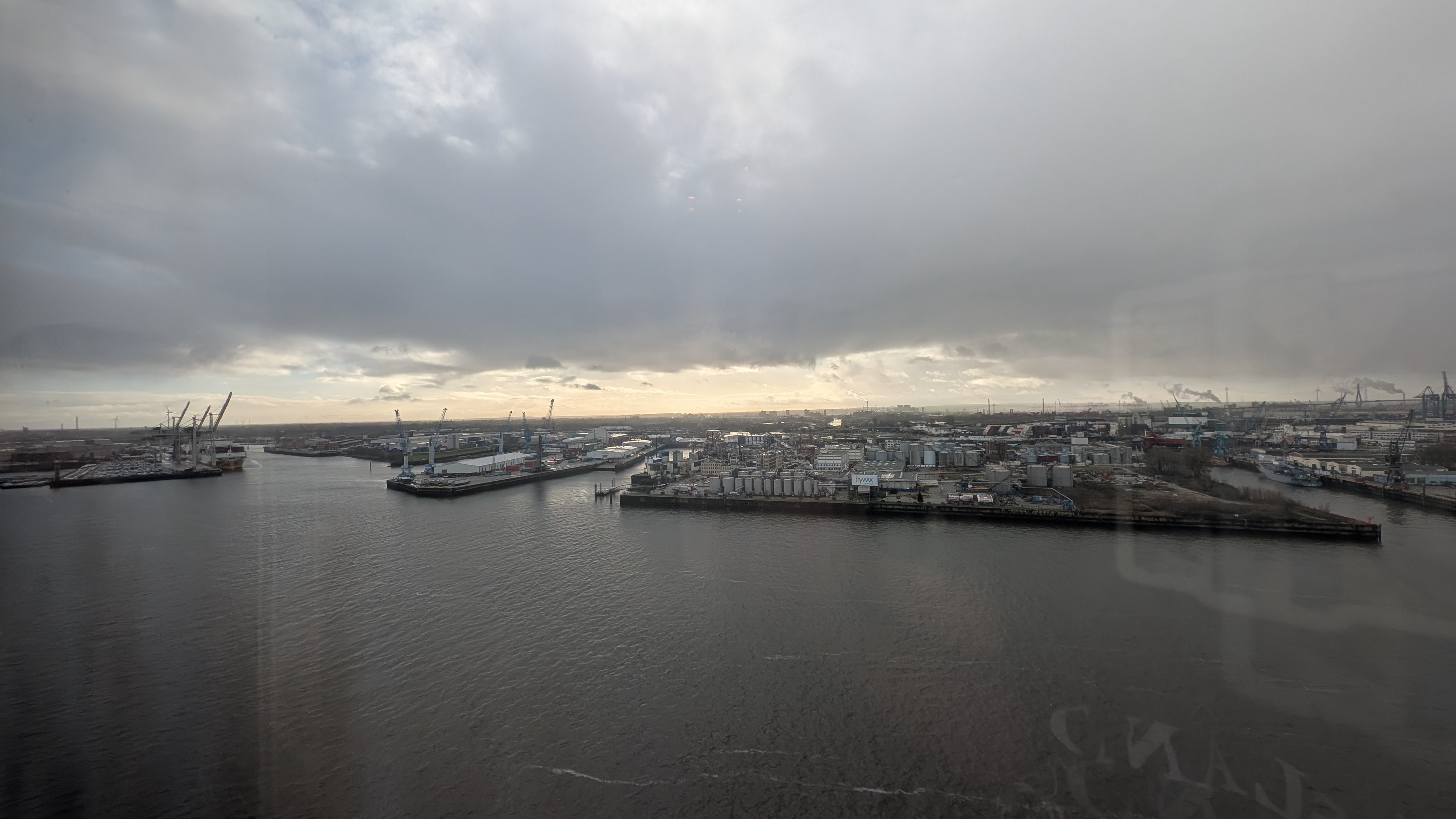 PXL_20250102_112443403.RAW-01.MP.COVER.jpg