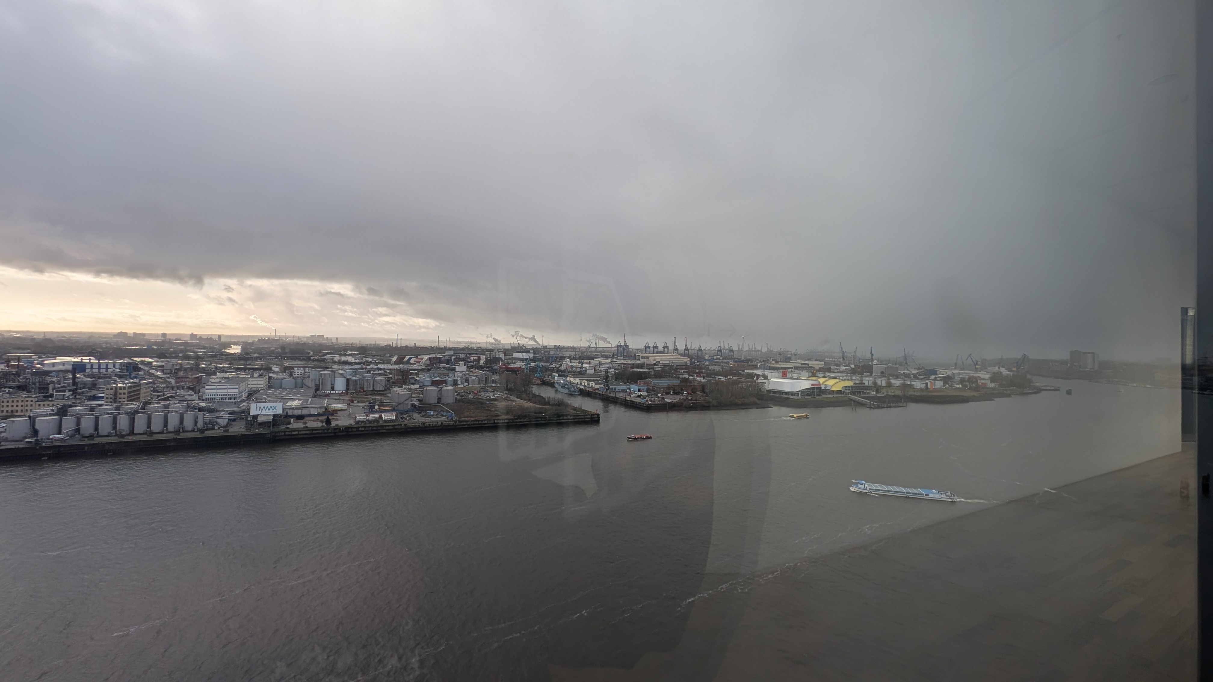 PXL_20250102_112447813.RAW-01.MP.COVER.jpg