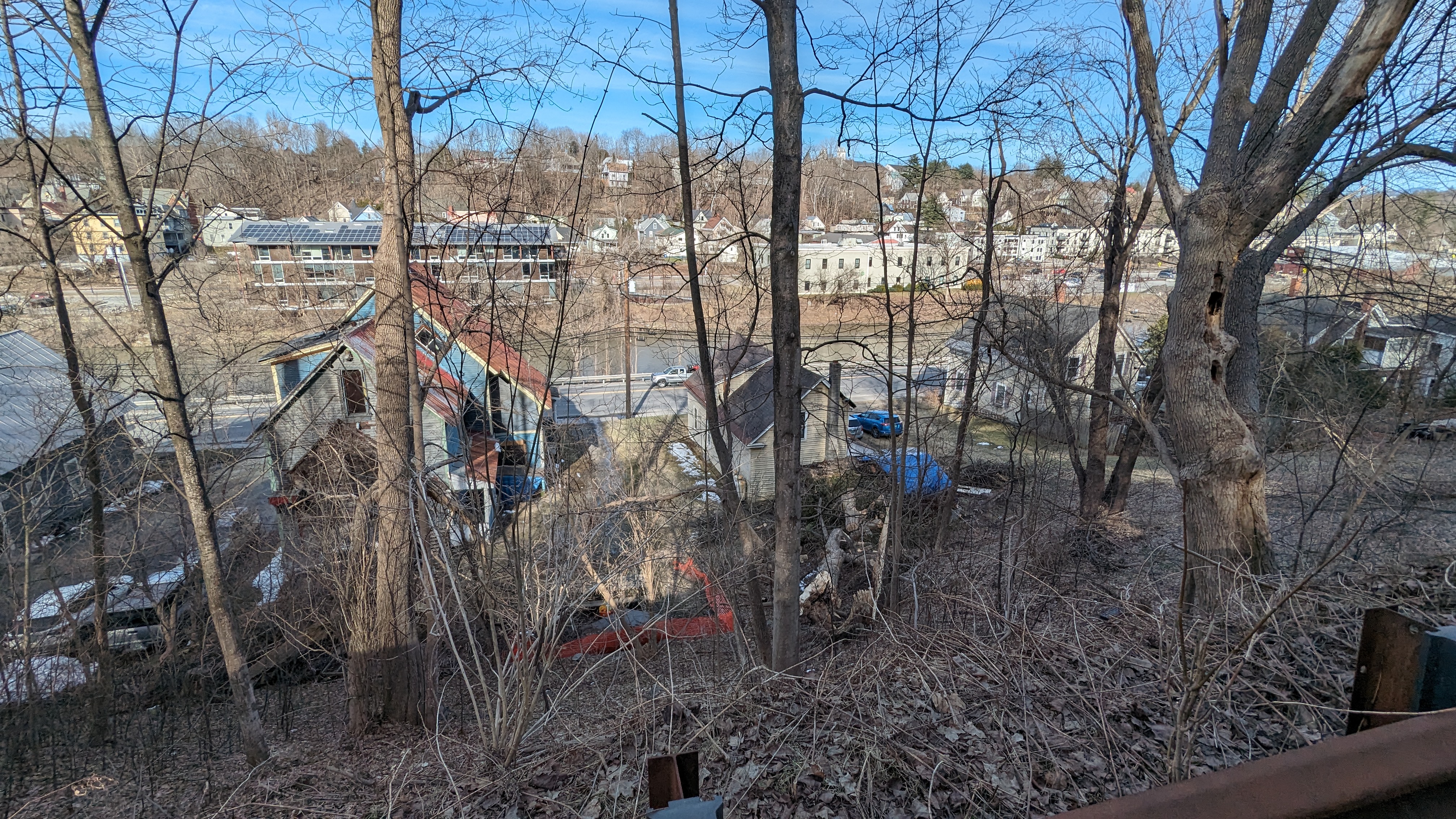 PXL_20240408_203957911.RAW-01.MP.COVER.jpg