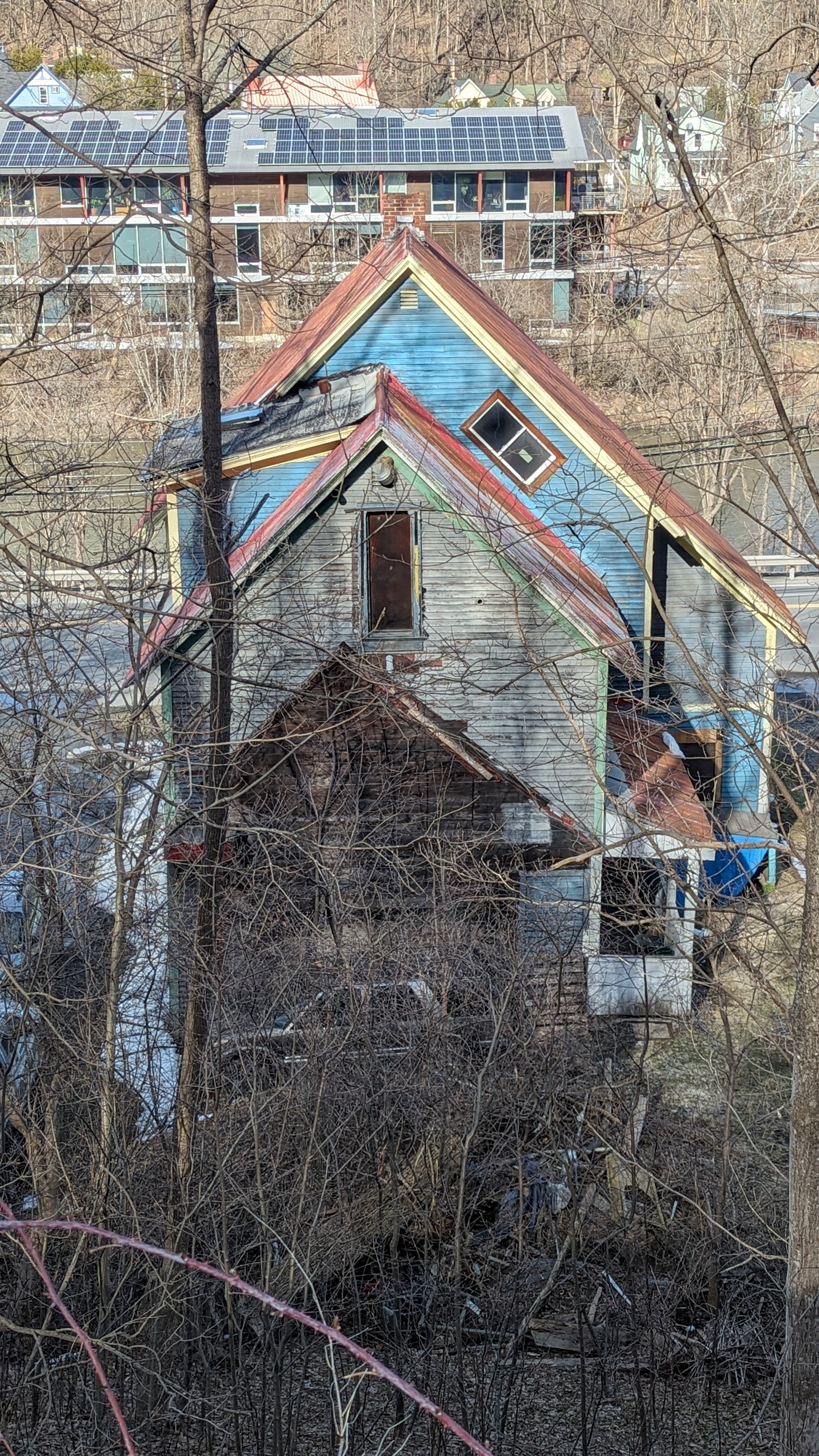 PXL_20240408_204009283.RAW-01.MP.COVER.jpg