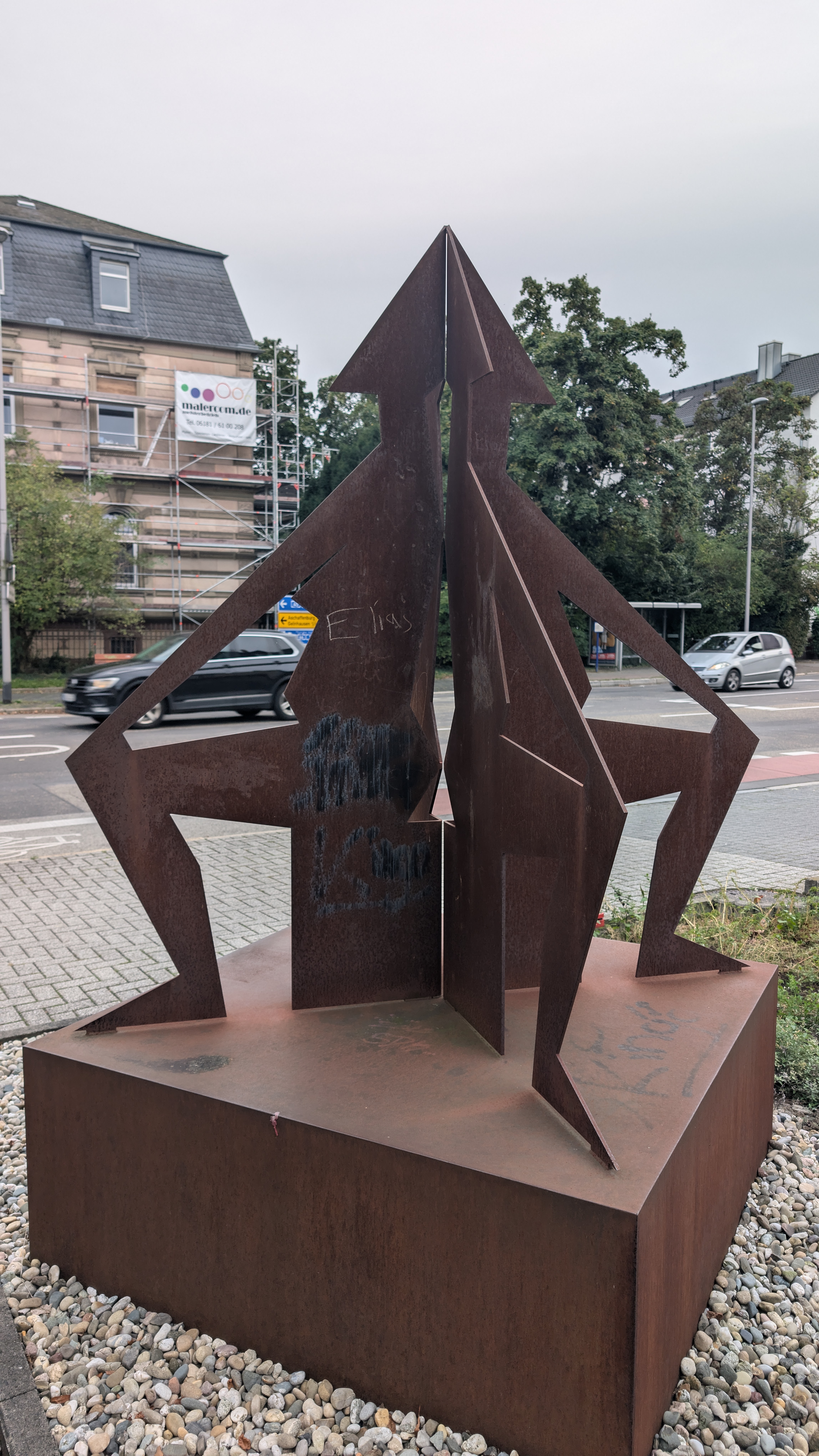 PXL_20240929_160908447.RAW-01.COVER.jpg
