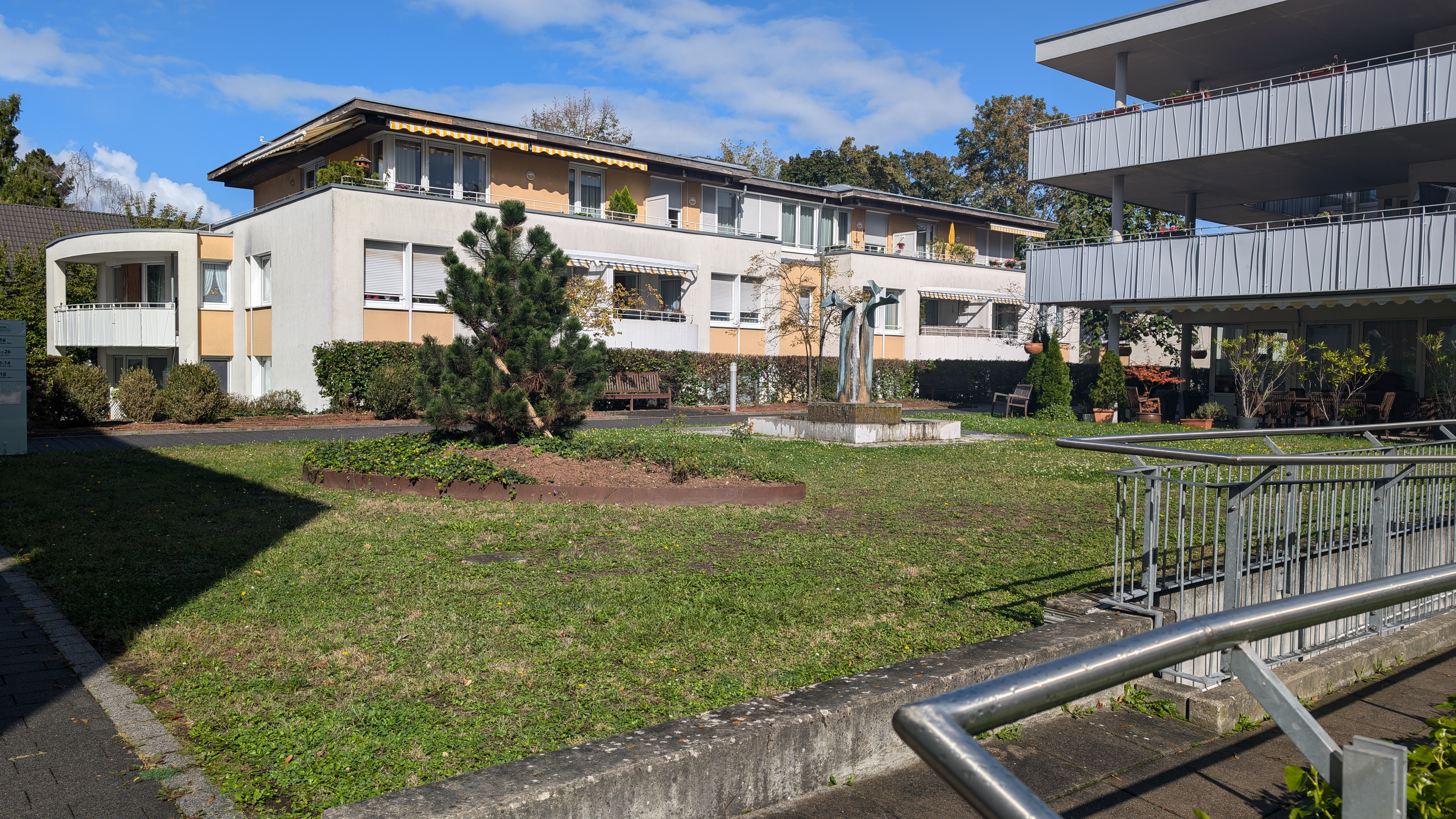 PXL_20240928_114453531.RAW-01.COVER.jpg